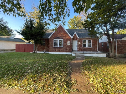 Photo of 6951 Melrose Avenue, University City, MO 63130 (MLS # 26068457)
