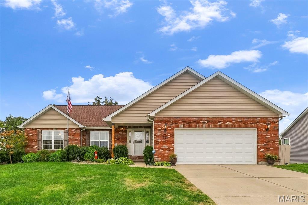 838 Greenbriar