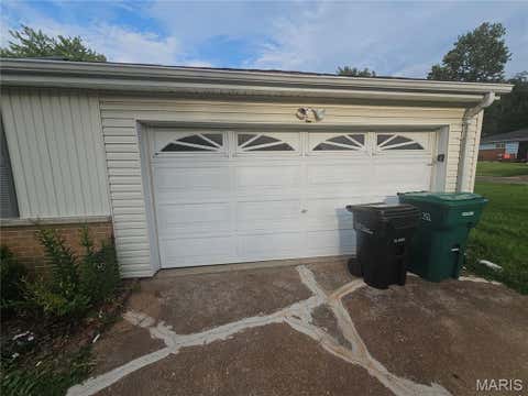 Tiny photo for 5500 Donbar Drive, St Louis, MO 63121 (MLS # 26046637)