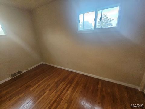 Tiny photo for 5500 Donbar Drive, St Louis, MO 63121 (MLS # 26046637)
