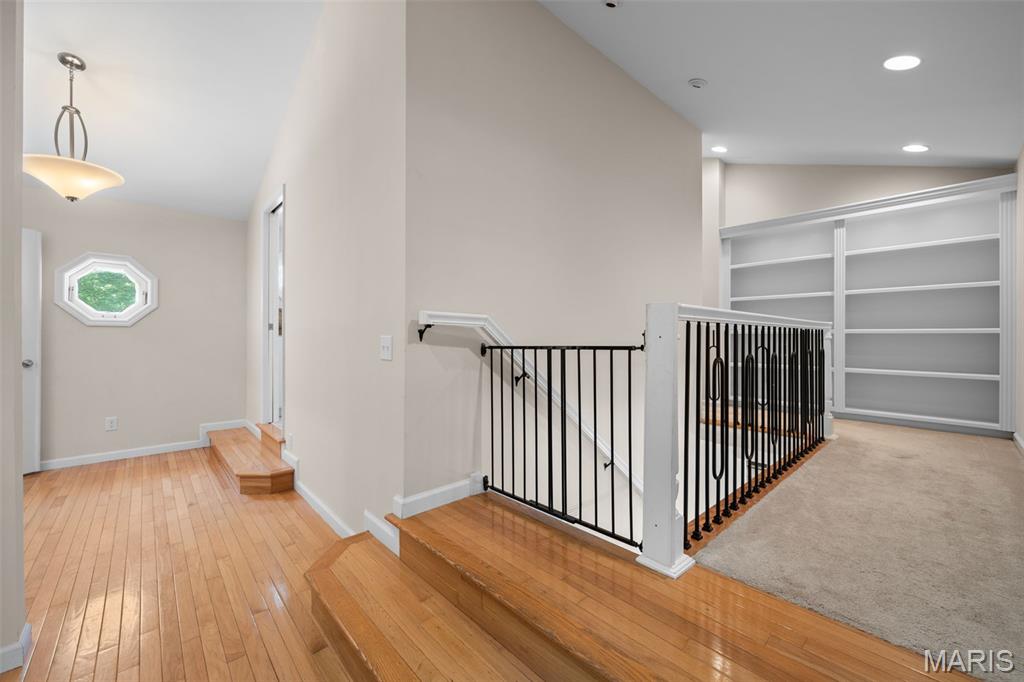 Oak Terrace - Residential