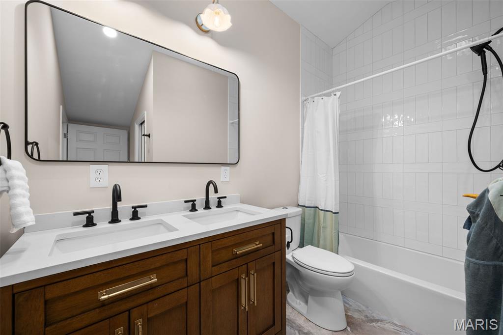 Oak Terrace - Residential