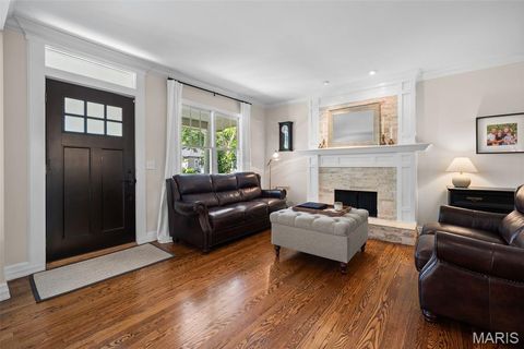 Tiny photo for 19 W Jackson Road, Webster Groves, MO 63119 (MLS # 26024419)