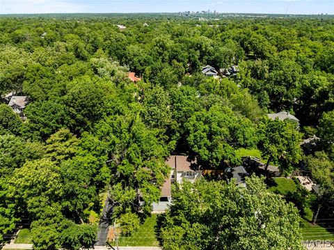 Tiny photo for 19 W Jackson Road, Webster Groves, MO 63119 (MLS # 26024419)