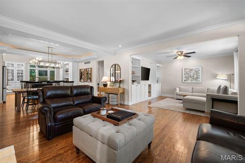 Tiny photo for 19 W Jackson Road, Webster Groves, MO 63119 (MLS # 26024419)