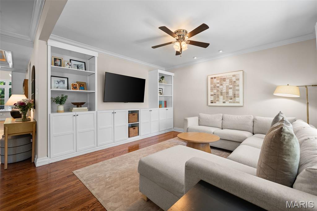 Oak Terrace - Residential