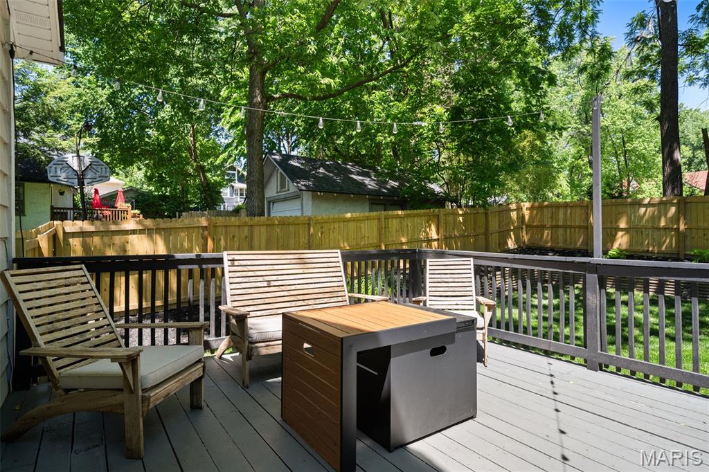 Oak Terrace - Residential