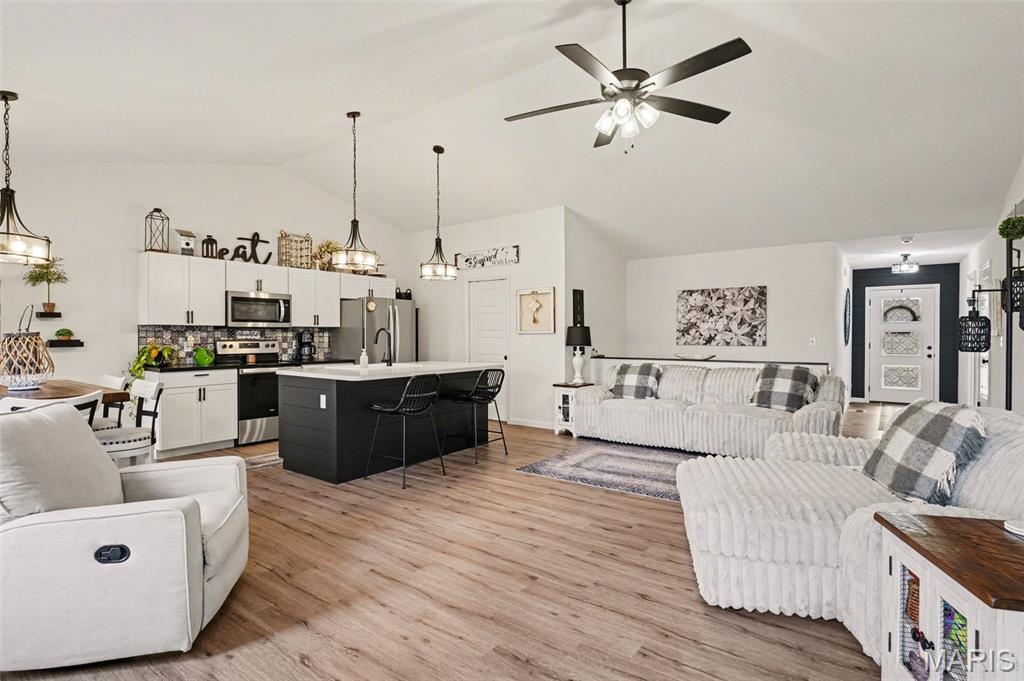 Providence Thirteen - Residential