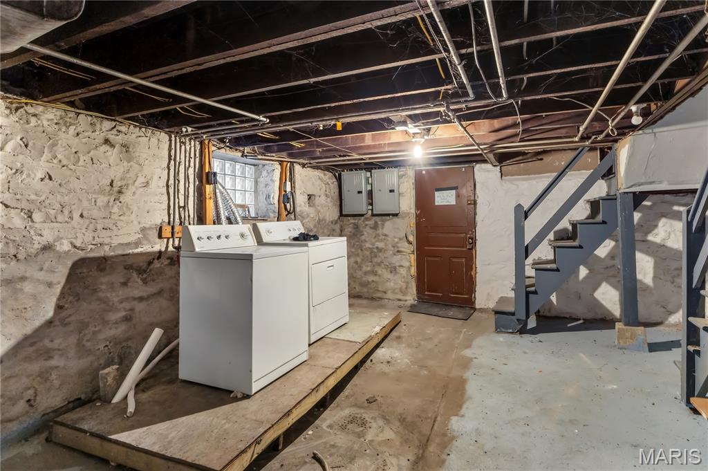 Estate/John Bingham - Residential Lease