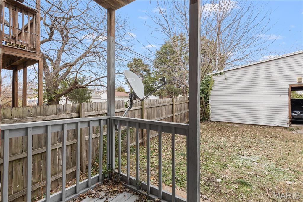 Estate/John Bingham - Residential Lease