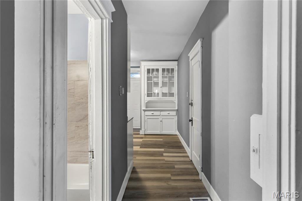 Estate/John Bingham - Residential Lease