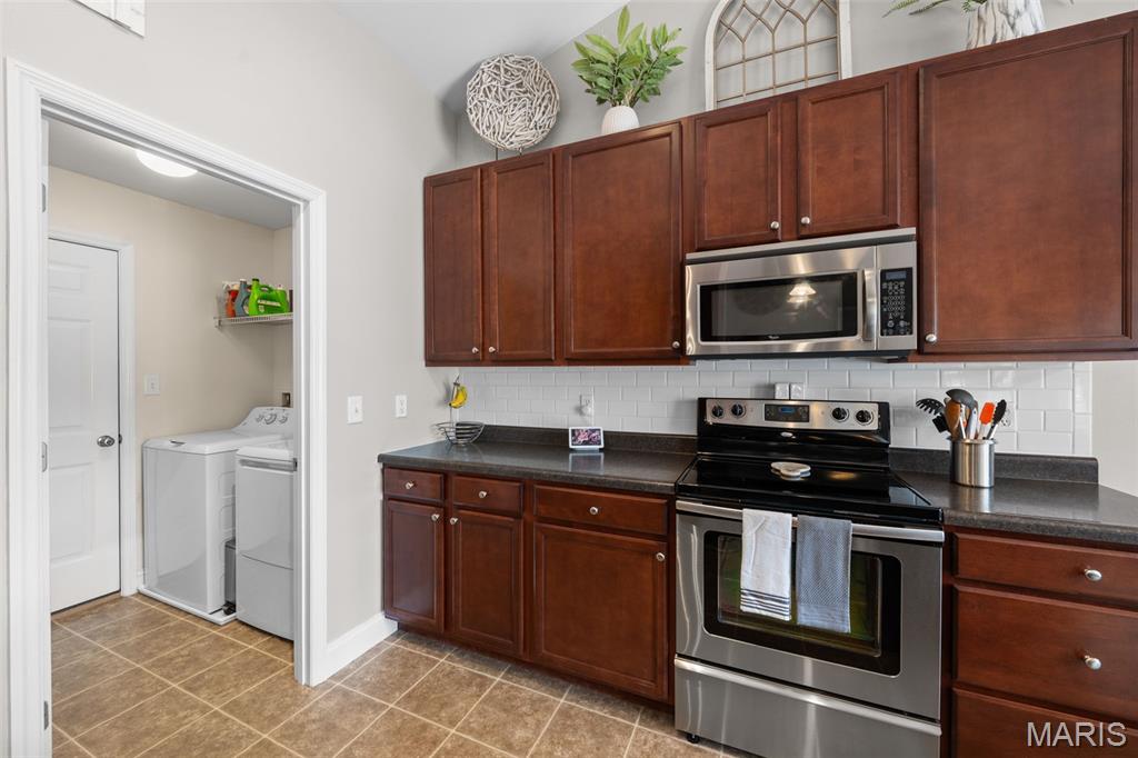 Brooks Farm Estates - Residential