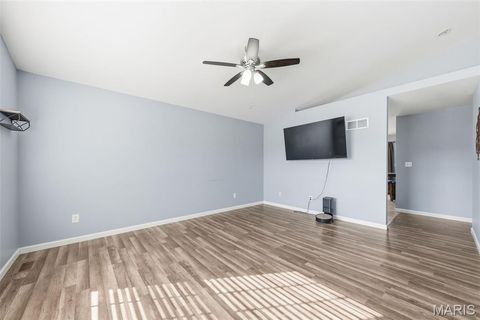 Tiny photo for 56 Swaying Pine Lane, Winfield, MO 63389 (MLS # 26011154)