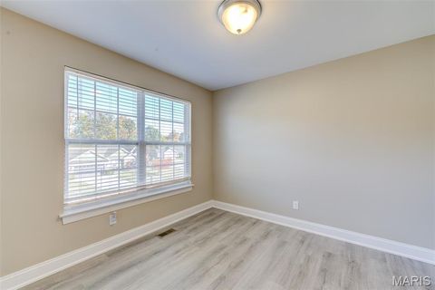 Tiny photo for 1139 Duxbury Lane Lane, OFallon, MO 63366 (MLS # 25074051)