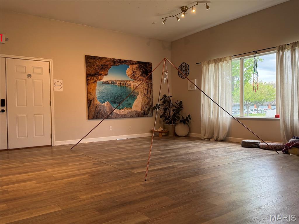 Tanglewood 01 - Commercial Lease