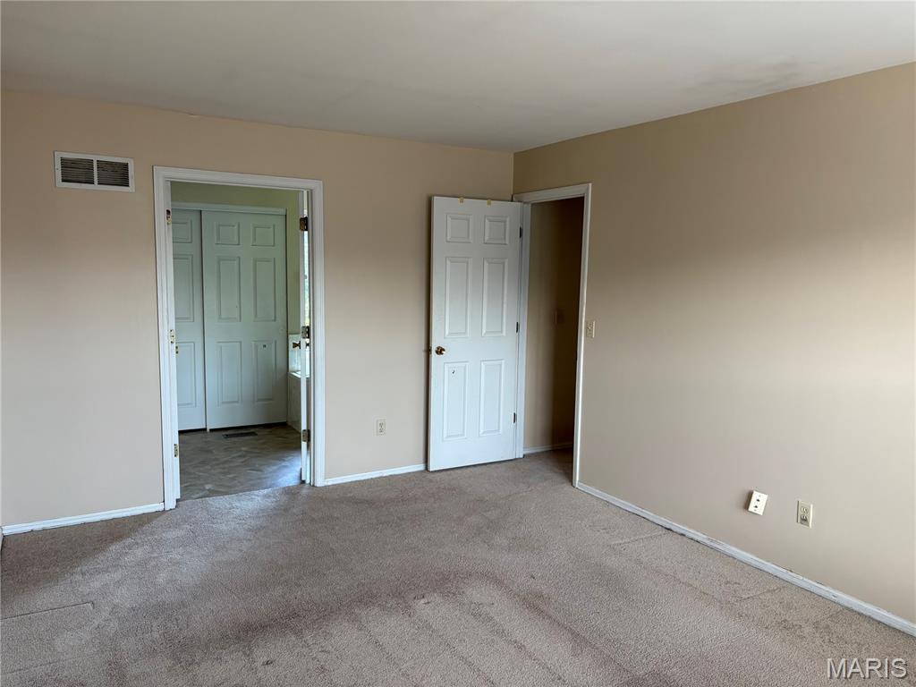 2433 Lavin Court