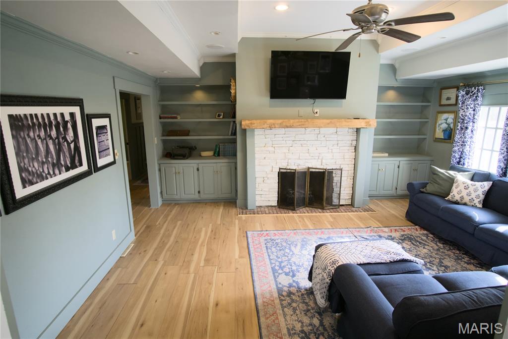 Country Club Place - Residential