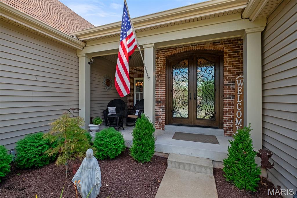 9803 Grandview Lake Court