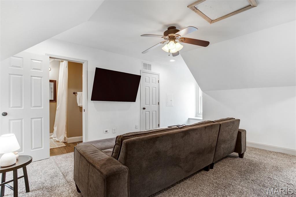 Burgess 4th Add - Residential