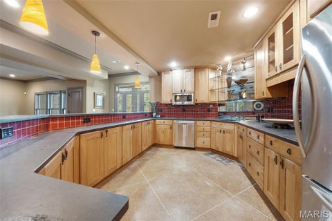 Tiny photo for 10600 Country View Drive, Creve Coeur, MO 63141 (MLS # 26059021)