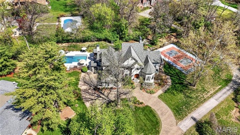 Tiny photo for 10600 Country View Drive, Creve Coeur, MO 63141 (MLS # 26059021)