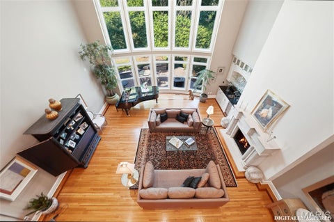 Tiny photo for 10600 Country View Drive, Creve Coeur, MO 63141 (MLS # 26059021)