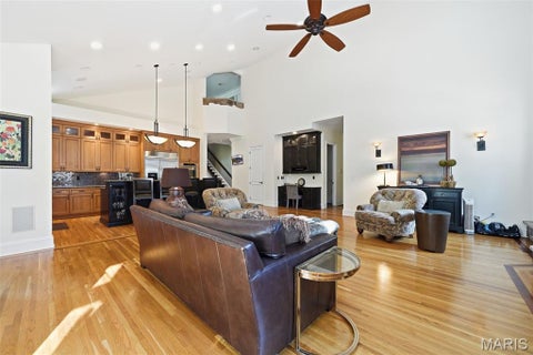 Tiny photo for 10600 Country View Drive, Creve Coeur, MO 63141 (MLS # 26059021)