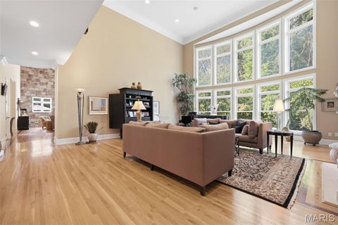Tiny photo for 10600 Country View Drive, Creve Coeur, MO 63141 (MLS # 26059021)