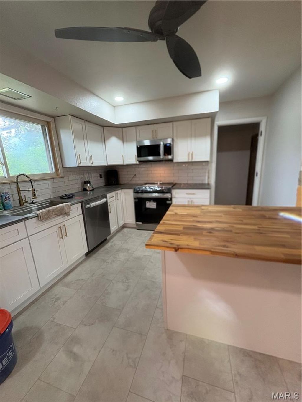 Photo of 5144 Wallingford Drive, St Louis, MO 63121 (MLS # 26028821)