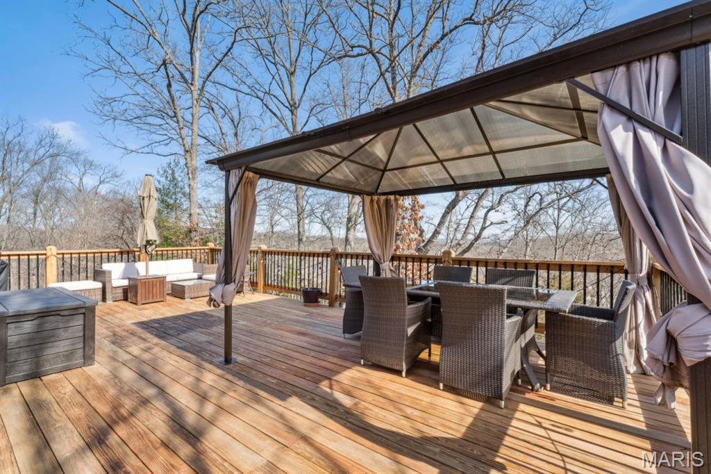 Hunters Green Ten - Residential