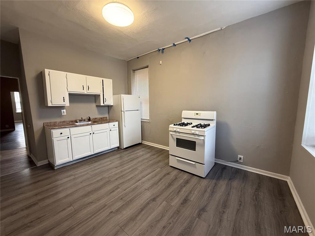 St Louis Add - Residential Income