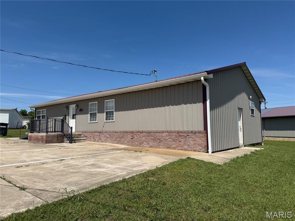 Photo of 4345 Highway PP, Poplar Bluff, MO 63901 (MLS # 26026840)