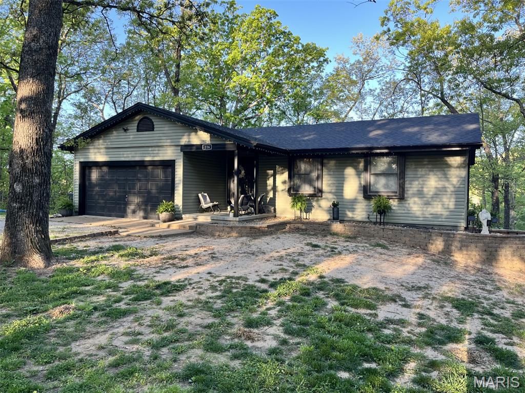 Photo of 116 Cumberland Drive, Hillsboro, MO 63050 (MLS # 26023954)