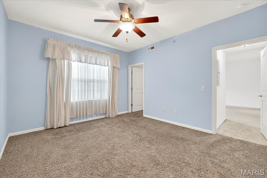 St Charles, Missouri 63303, United States, 2 Bedrooms Bedrooms, ,2 BathroomsBathrooms,Residential,Pending,205900