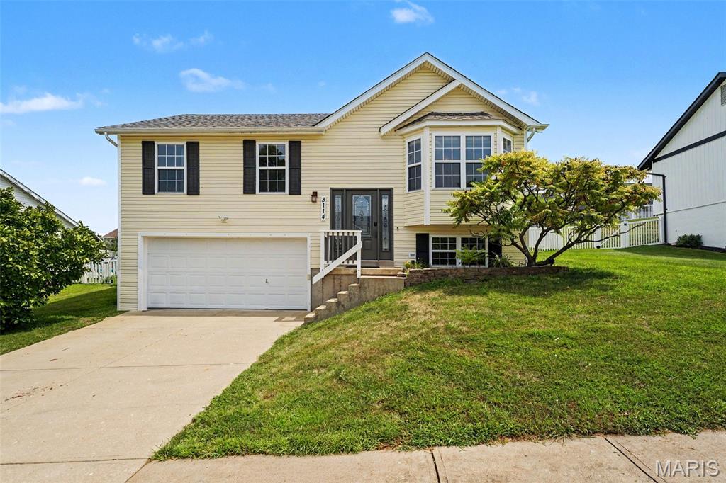 3114 Valley Oaks Drive