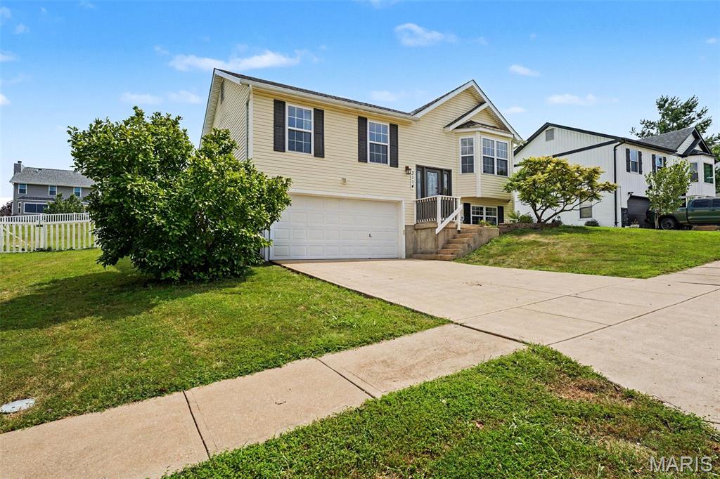 3114 Valley Oaks Drive