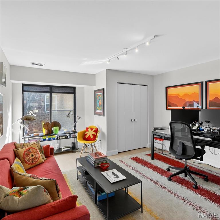 Waterford Square Condos - Residential