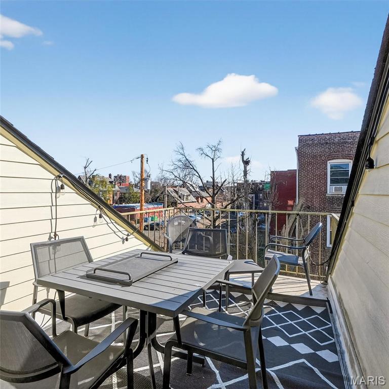 Waterford Square Condos - Residential