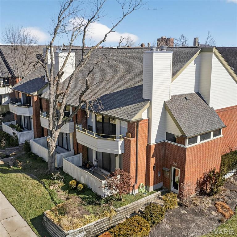 Waterford Square Condos - Residential