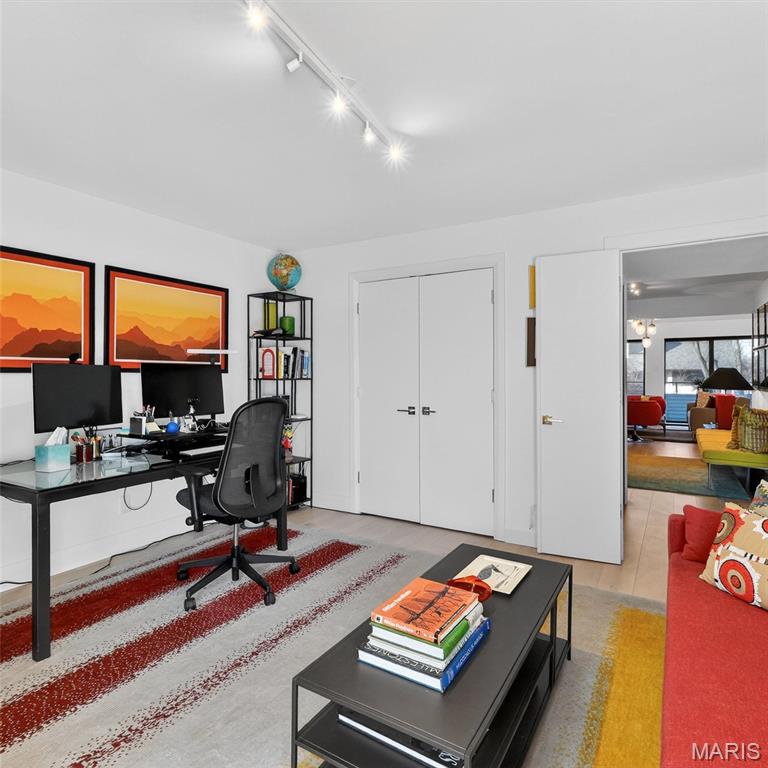 Waterford Square Condos - Residential