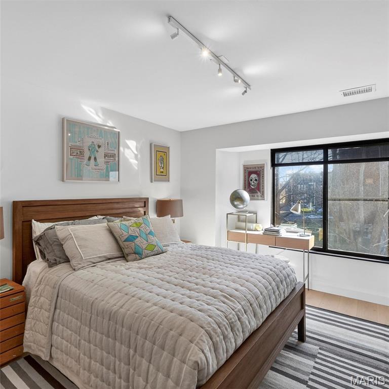Waterford Square Condos - Residential