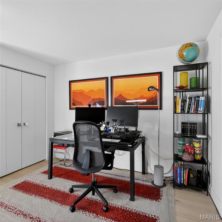 Waterford Square Condos - Residential
