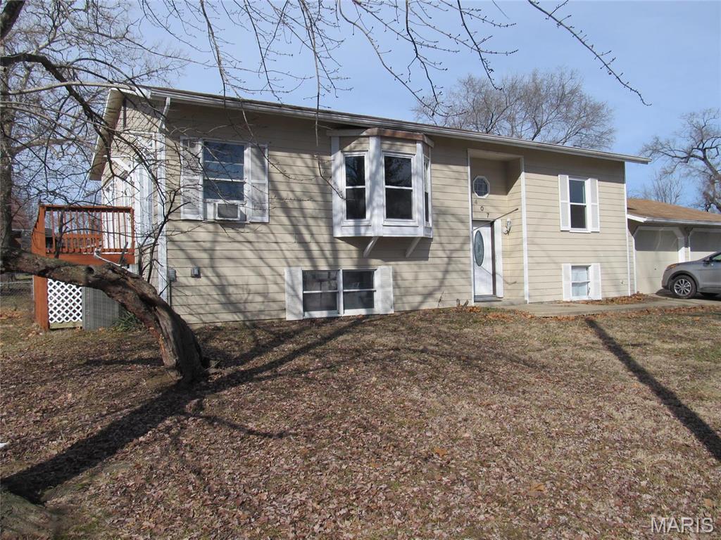 Warrenton, Missouri 63383, United States, 5 Bedrooms Bedrooms, ,3 BathroomsBathrooms,Residential,Pending,7130