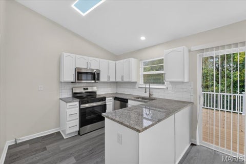Tiny photo for 123 Glen Meadows Drive, Troy, MO 63379 (MLS # 26066942)