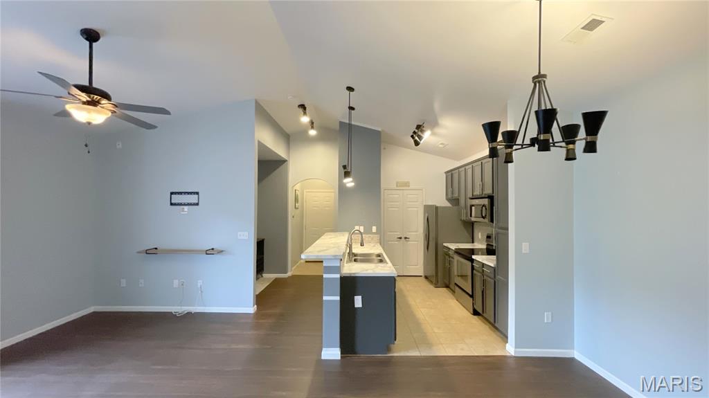 Bridgewater Cove A Condo 2nd - Residential