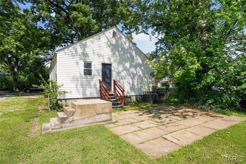 Tiny photo for 448 Georgia Avenue, St Louis, MO 63135 (MLS # 26031562)