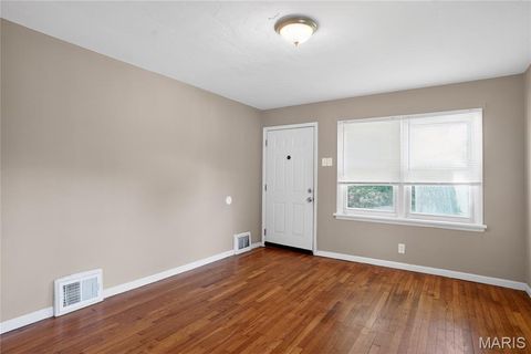 Tiny photo for 448 Georgia Avenue, St Louis, MO 63135 (MLS # 26031562)