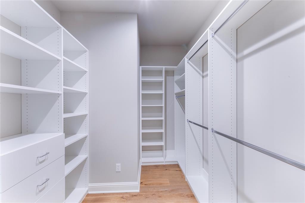 Manhattan Heights - Residential