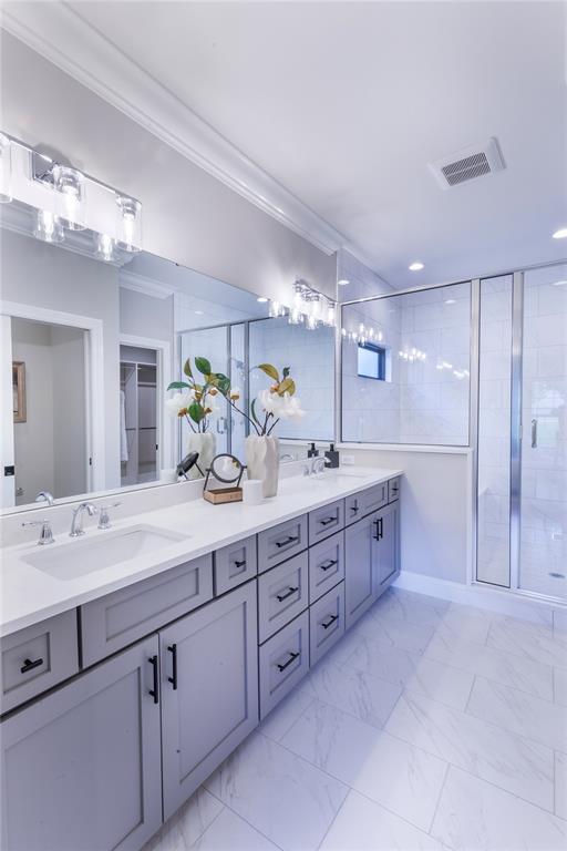 Manhattan Heights - Residential