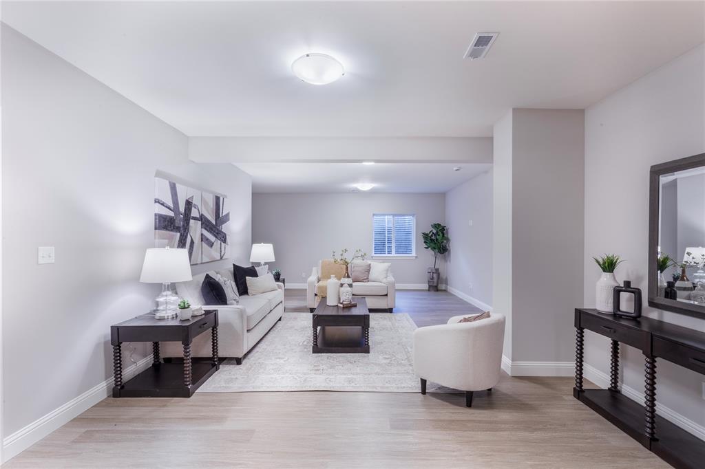 Manhattan Heights - Residential